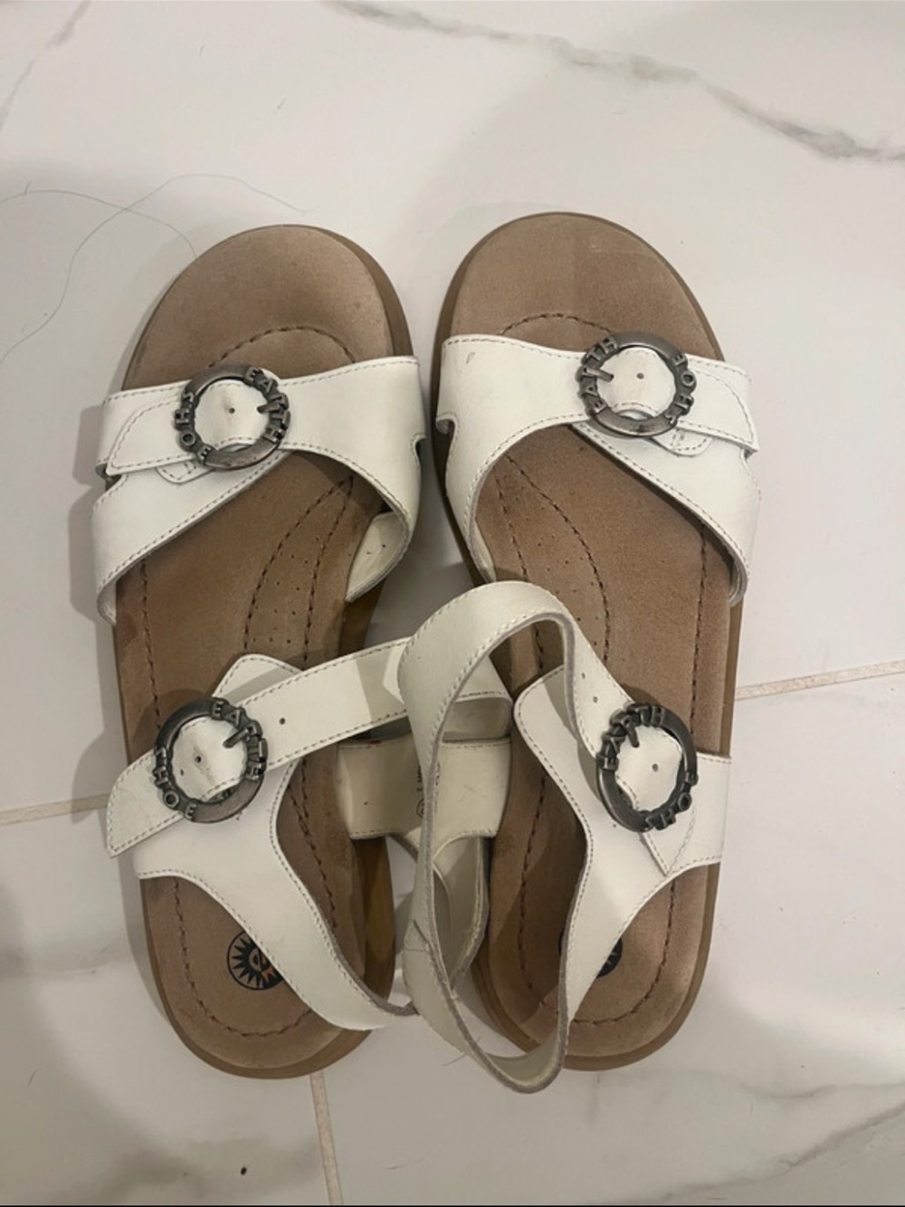 Earth Shoe Minnow 2 White Double buckle Women Sandal Size 10